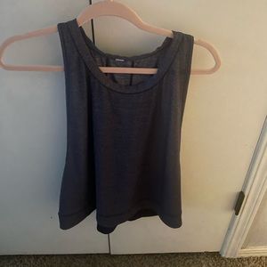 SIZE 6! cute lululemon workout top💖
